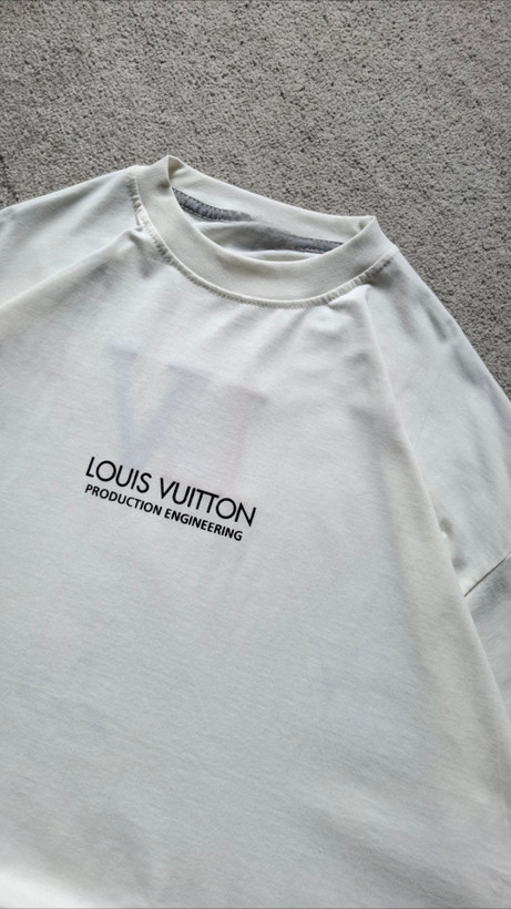 تیشرت سفید پارچه پنبه قواره باکسی مدل LOUIS VUITTON کد TSH0018