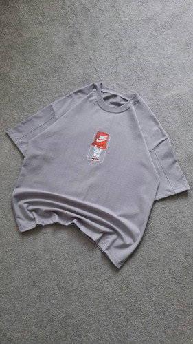 تیشرت طوسی پارچه ماکان قواره باکسی مدل NIKE کد TSH00۲4