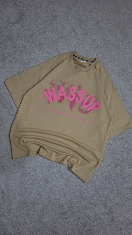 تیشرت کرمی پارچه دورس 2 نخ قواره باکسی مدل wassup کد TSH0028